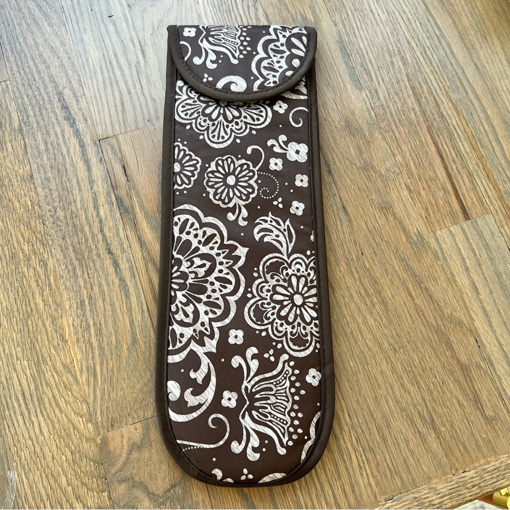 Thirty One Woodblock Floral Flat Iron Case